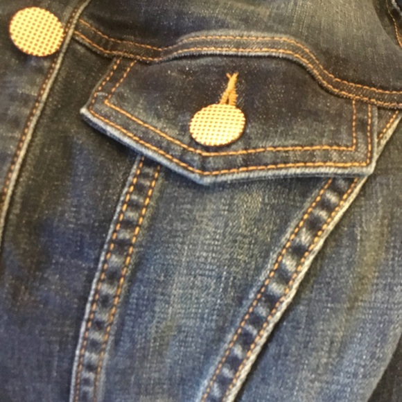 Cabi Denim Jacket with Button Details Size M - Picture 4 of 6